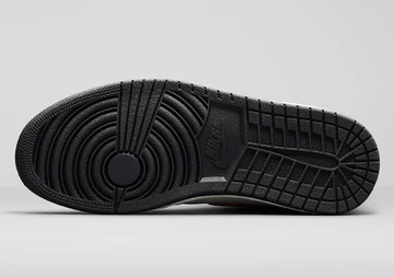 Nike Air Jordan 1 Retro Sports Illustrated