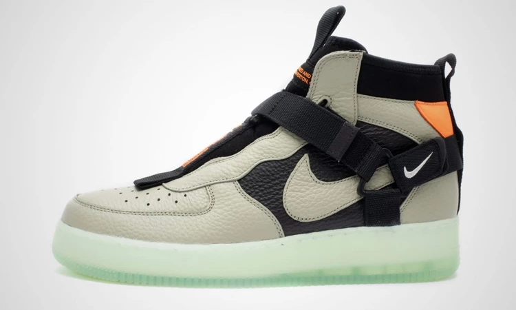 Nike Air Force 1 Utility Mid Frosted Spruce Dead Stock