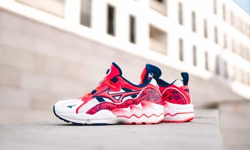 Mizuno Wave Rider 1 Fiery Coral