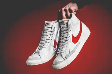 Nike Blazer Mid 77 Vintage Habanero Red