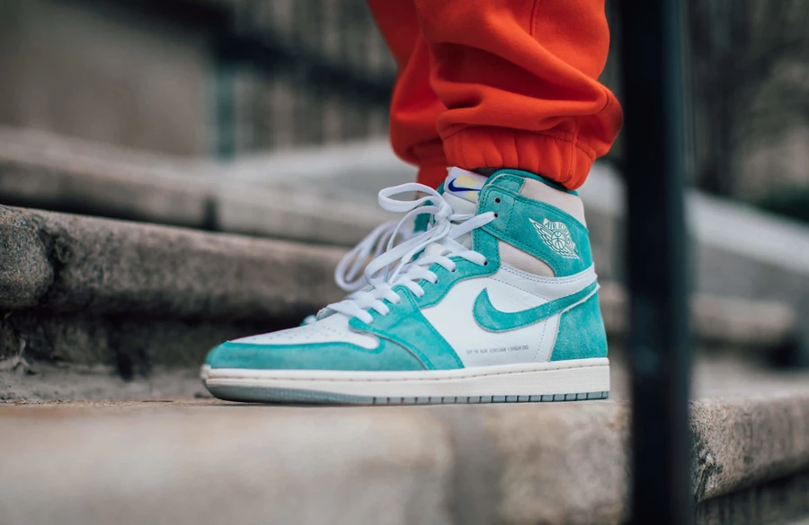 Nike Air Jordan 1 Turbo Green die besten on feet Bilder Dead Stock