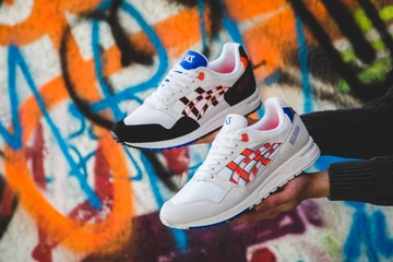 Asicstiger Gel-Saga Tiger Flash Coral