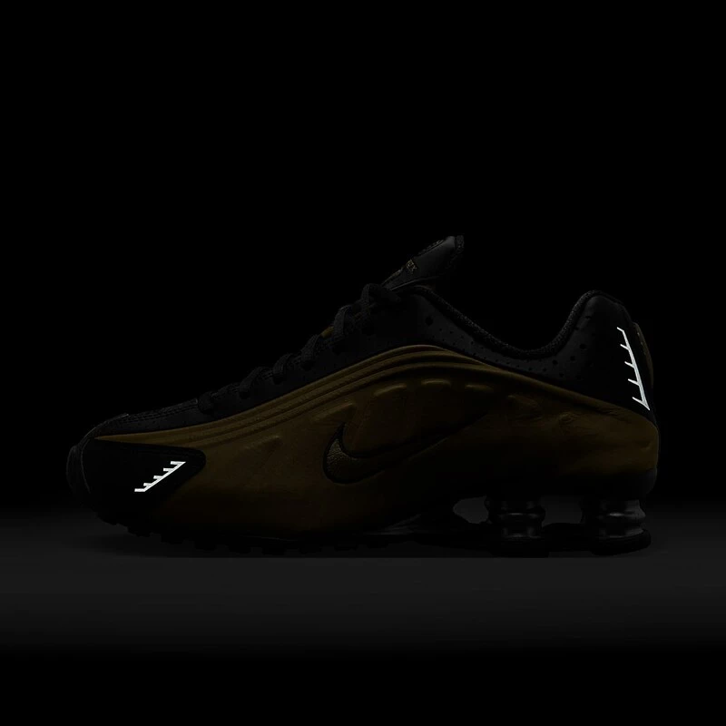 Nike Shox R4 Black Metallic Gold AR3565-005 Dead Stock
