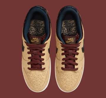 Nike SB Dunk Low City of Cinema von oben
