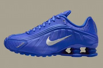 Nike Shox R4 Racer Blue Außenseite