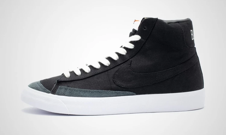 Black and white nike blazers on sale