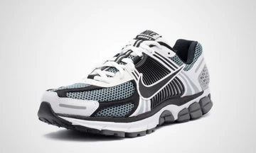 Nike Zoom Vomero 5 Silver Sail