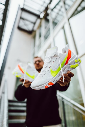 Nike Element React 55 Hyper Crimson - Black & White