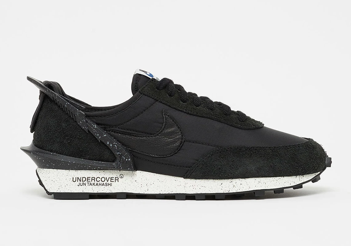 Undercover x Nike WMNS Daybreak Black Sail CJ3295-001 | Dead Stock