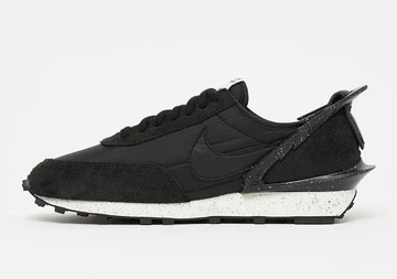 Undercover x Nike WMNS Daybreak Black Sail