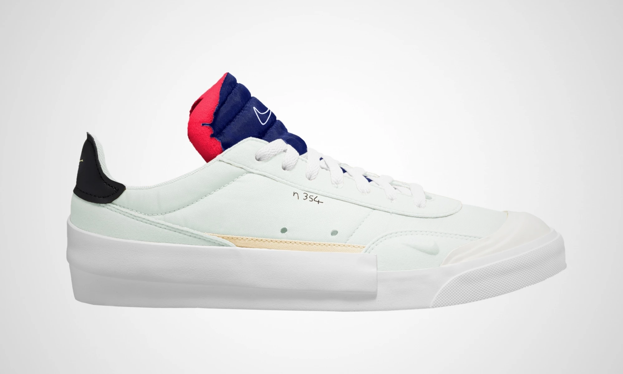 Nike Drop Type LX AV6697-100 | Dead Stock