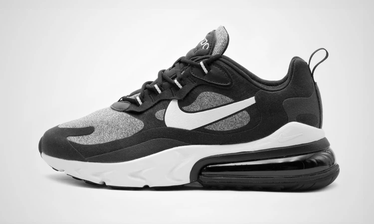 Nike Air Max 270 React Black Dead Stock