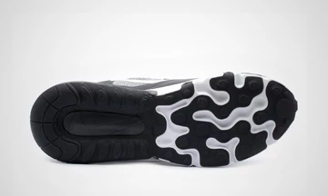 Nike Air Max 270 React Black