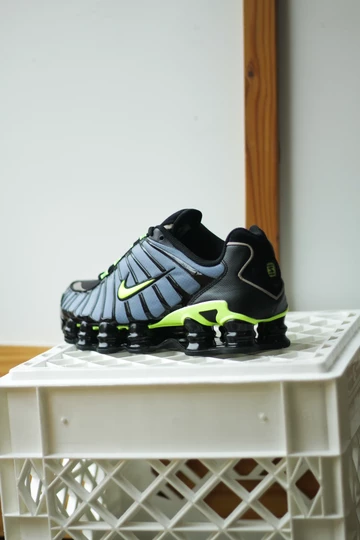 Nike Shox TL Thunderstorm auf Box