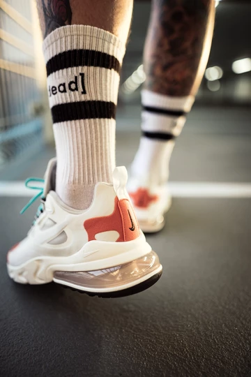 Air Max 270 React Member Exclusive - on feet