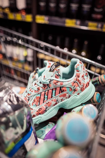 Arizona Ice Tea x adidas Yung 1 - Detail Shots