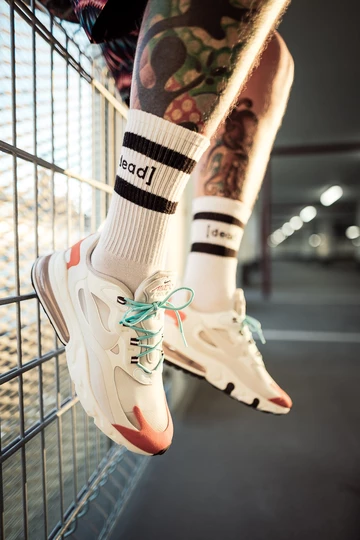 Air Max 270 React Member Exclusive - on feet