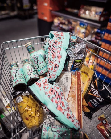 Arizona Ice Tea x adidas Yung 1 - Detail Shots