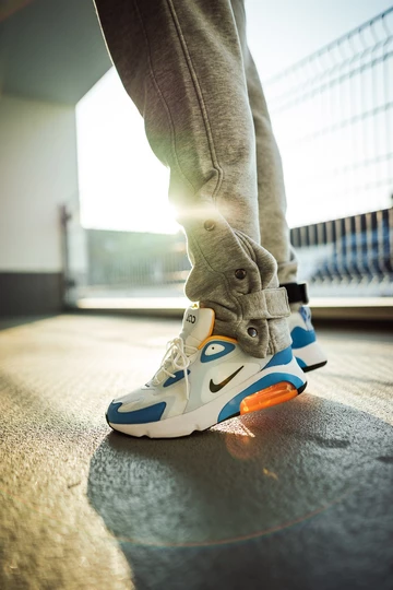 Nike Air Max 200 - on feet