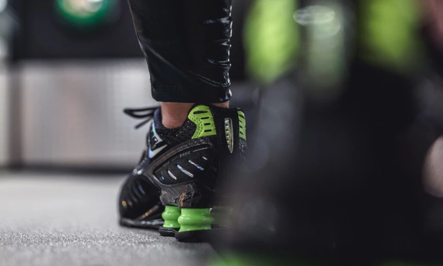 Nike WMNS Shox Enigma SP Lime Blast Dead Stock