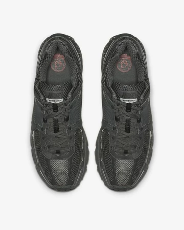 Nike Zoom Vomero 5 - NICE PRICE!