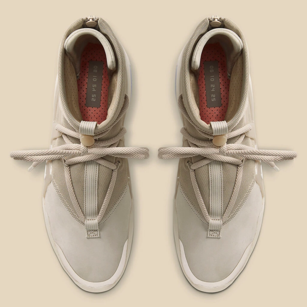 Nike Air Fear Of God 1 Oatmeal AR4237-900 | Dead Stock display picture 1