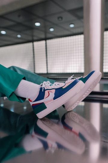 Nike Air Force 1 Shadow - Editorial