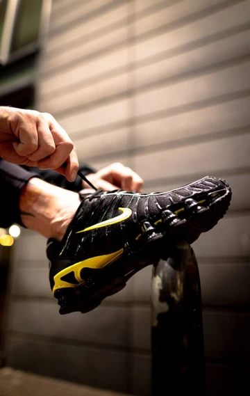 Nike Shox TL Black/Dynamic Yellow - on feet