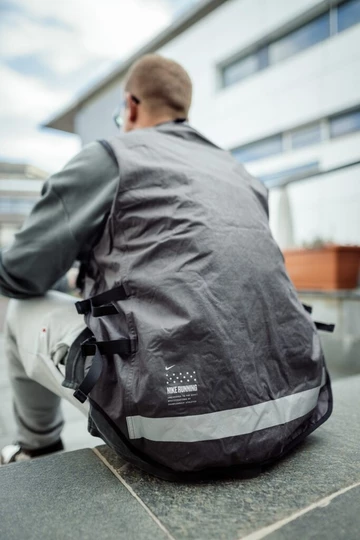 Nike Run Ready Vest - NICE PRICE!