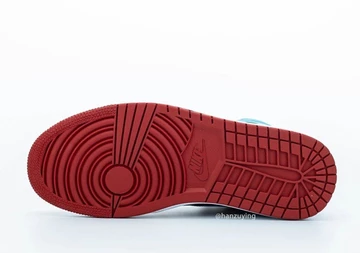 Air Jordan 1 Retro High OG WMNS UNC To Chicago - First Look