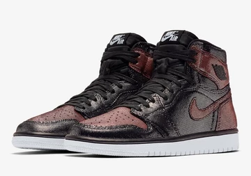 Nike WMNS Air Jordan 1 High OG Fearless