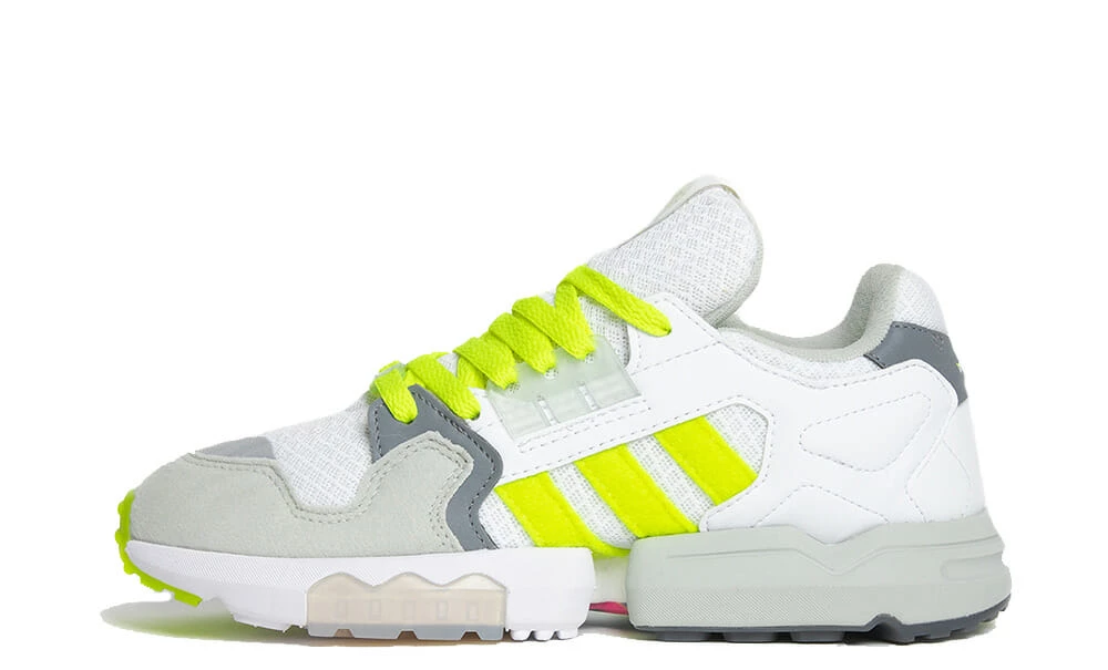 728ページ footpatrol-x-adidas-zx-torsion