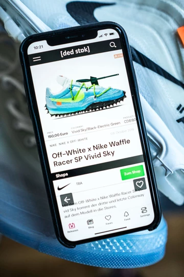 Dead Stock Sneakerblog - die App
