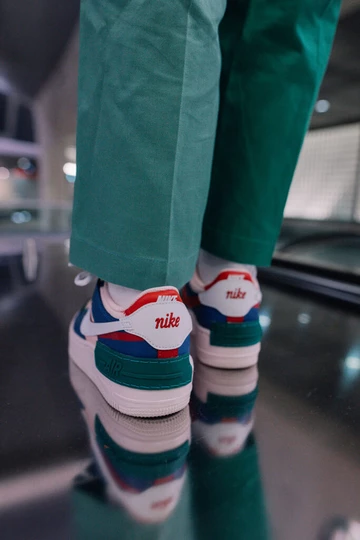 Nike Air Force 1 Shadow - Editorial