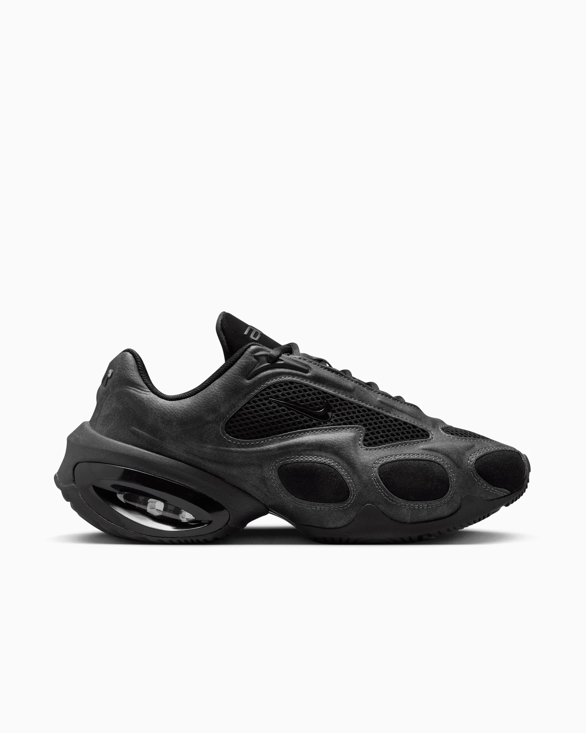 レア Nike Air Max Muse Triple Black 25.5 黒 Nike Air Max Muse Triple Black HQ1831-001 | Dead Stock