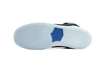 Nike SB Dunk High Space Jam