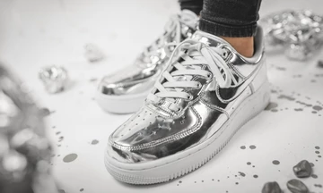 Nike WMNS Air Force 1 SP Metallic Silver