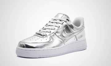 Nike WMNS Air Force 1 SP Metallic Silver