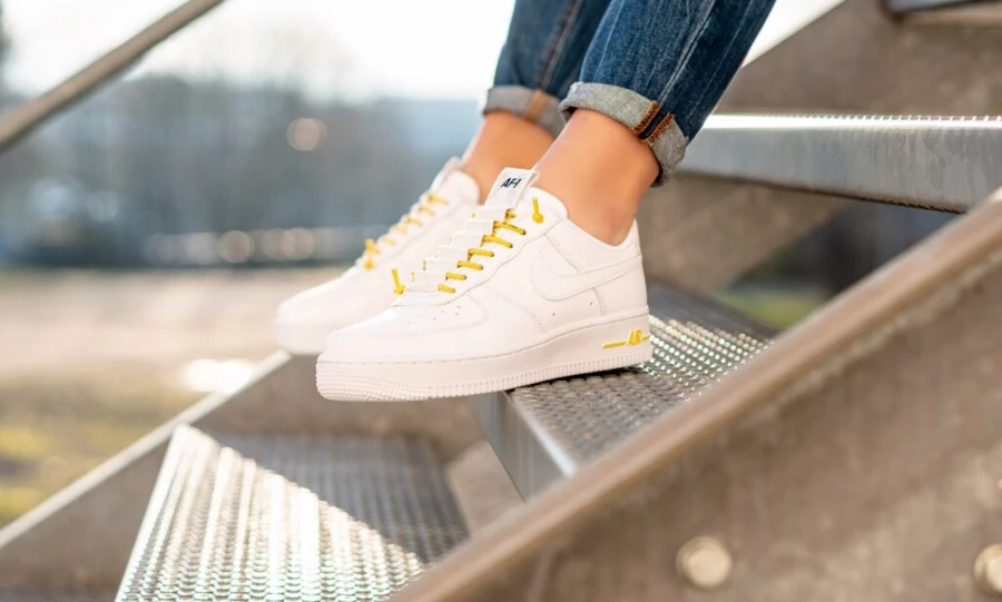 Nike WMNS Air Force 1 '07 LX Chrome Yellow 898889-104 | Dead Stock