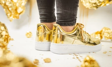 Nike WMNS Air Force 1 SP Metallic Gold