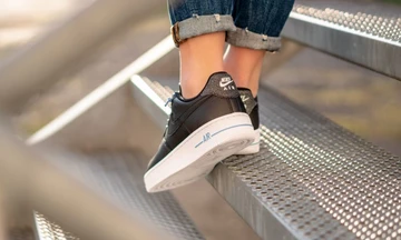 Nike WMNS Air Force 1 '07 LX Light Blue