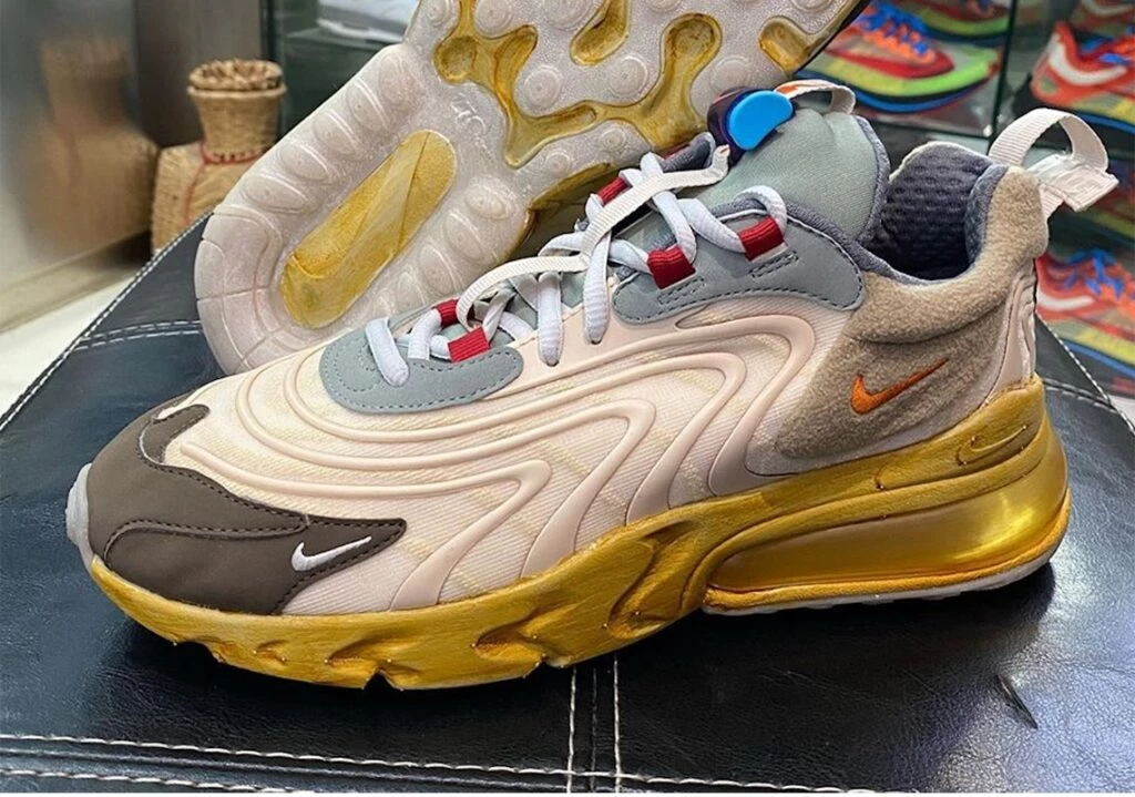 Air Max 270 Cactus Jack by Travis Scott | Dead Stock