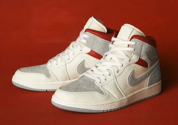 Sneakersnstuff x Nike Air Jordan 1 Mid