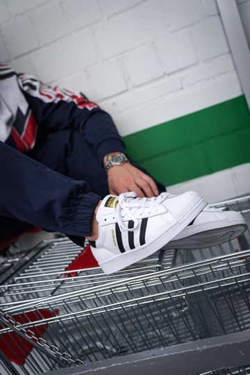 Der adidas Superstar wird 50!