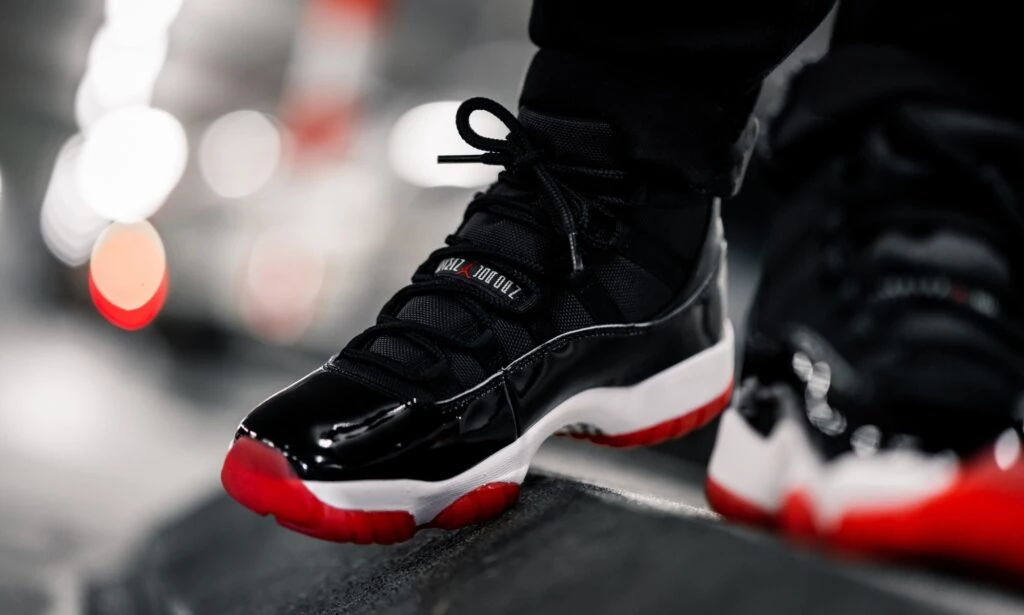 Nike Air Jordan 11 Bred Dead Stock