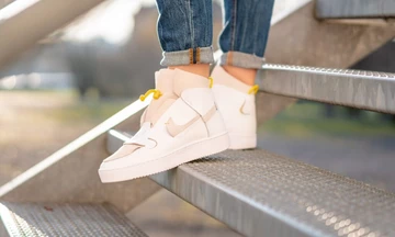 Nike WMNS Vandalized LX Chrome Yellow