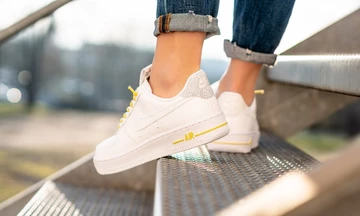 Nike WMNS Air Force 1 '07 LX Chrome Yellow