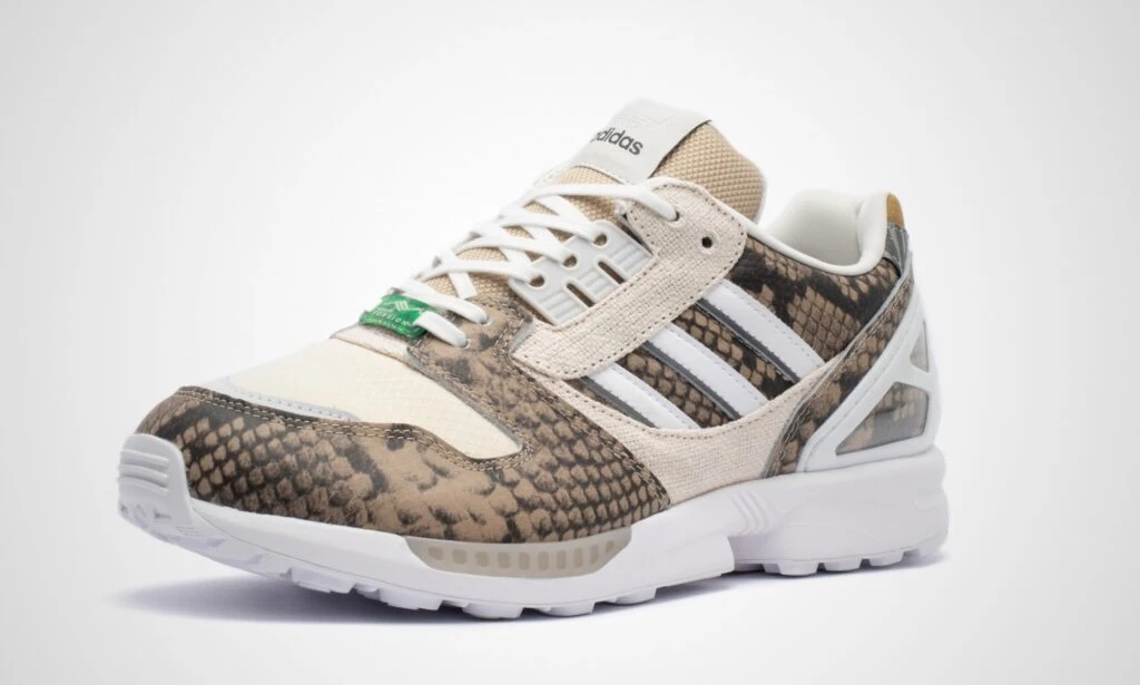 ウーロン ZX 8000 Frozen Lemonade available in-store and on vegnonveg