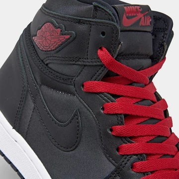 Nike Air Jordan 1 High Black / Red