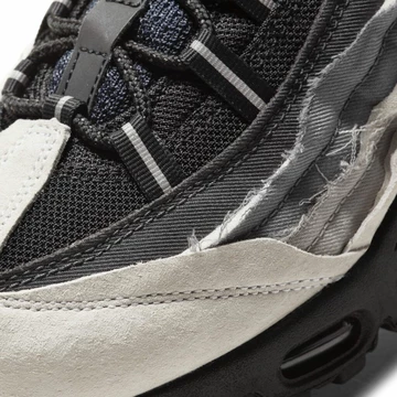 Nike Air Max 95 x CDG - First Look